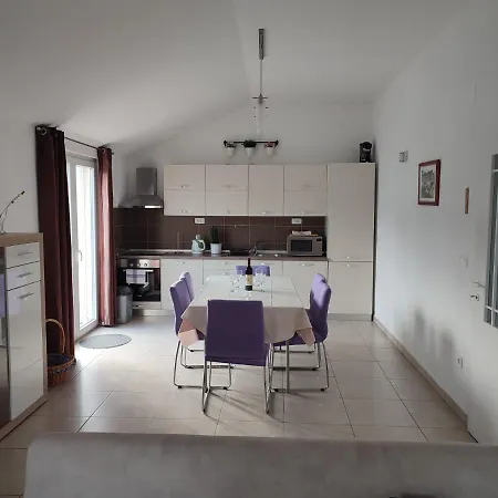 Murtela, 2-bedroom Apartman Raslina